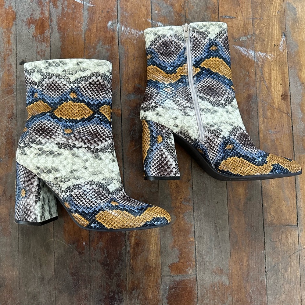 Women’s Steve Madden Boots